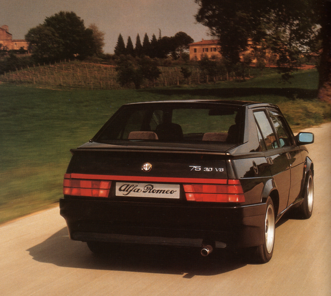 Alfa Romeo 75 Milano